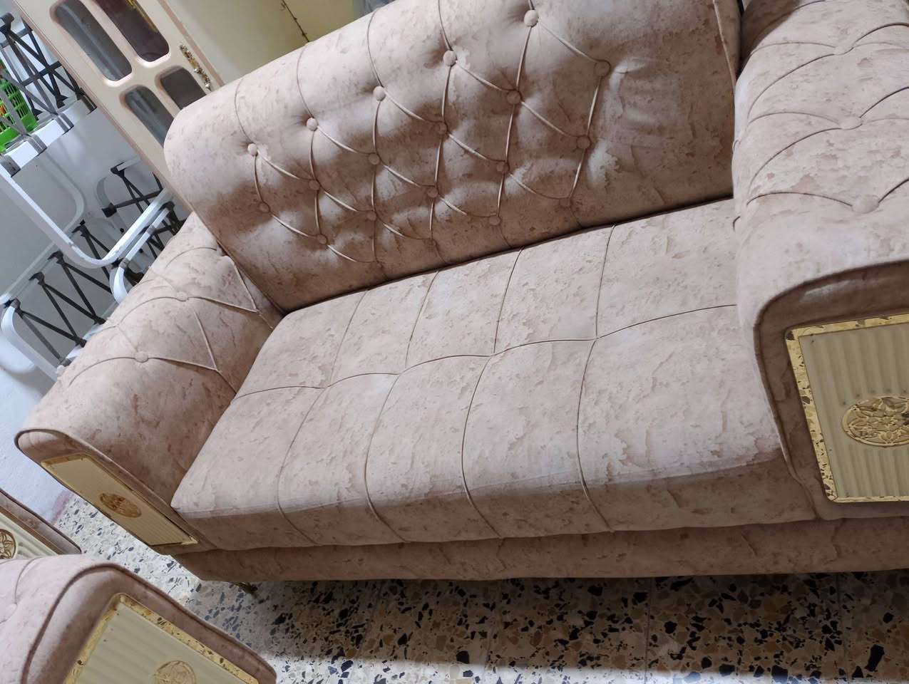 السلام عليكم عندي قنفات للبيع جدد بعدهن وثكال بس ماعرف شنو نوعيتهن بالضبط شتريتهن ب750 وهسه عارضهم ب500 خمس قطع وانت تجي وشوفهن بعينك وتفحصهن مكاني البصرة القبلة السعر بي مجال للشراي تواصلو خاص ودللو


**إذا كنت صاحب هذا الإعلان وتريد حذفه لأي سبب، رجاءا أرسل رسالة إلى الدعم الفني**