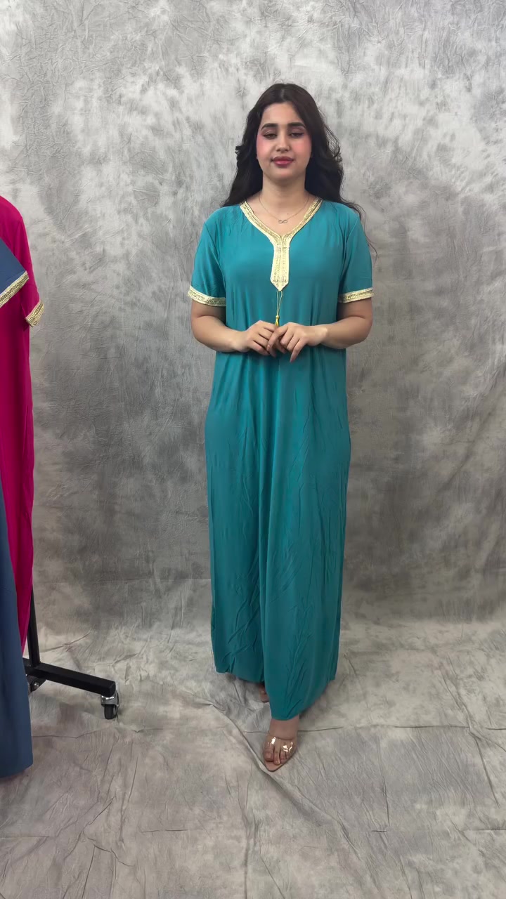 السعر: 8,000 دينار فقط ✨

تابعينا وخليج دائماً “نازكة”.. 🌸

دشداشة طويل
خامة فانيلة 
فري سايز لحد وزن ٨٥

💰 أفضل الأسعار | 🚚 لكل المحافظات
✅ فحص القطعة أمام المندوب
للحجز والاستفسار 📲 واتساب:
‏[https://wa.me/message/GSCBCKROIDY4N1]
أو مراسلة رسائل الصفحة (الدايركت) 📩

#نازكة_للملابس #دشاديش_عراقية #ازياء_نسائية #كشخة_بيت #توصيل_العراق دشاديش_نزاكة


**إذا كنت صاحب هذا الإعلان وتريد حذفه لأي سبب، رجاءا أرسل رسالة إلى الدعم الفني**