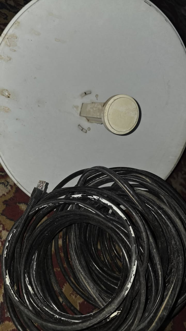 السلام عليكم إنترنت البيع ستعمال شهرين فقط
القرص نانو برج سعره 130 الف
توو سيمنز واير اصلي سعره 20 الف 
بوري طوله 20 متر سعره 20 الف السعر الكامل 170 الف

***********
