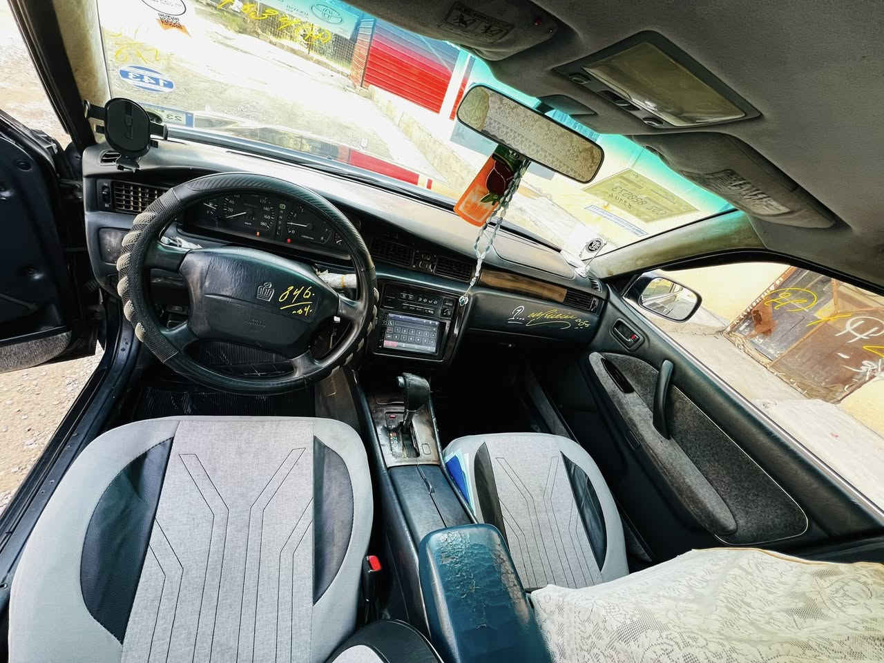 سلام عليكم راس الثور موديل 1999 رقم صلاح الدين الماني سنويه ٢٠٢٨ شرط التحويل ثاني يوم كفلك من كص نقل جثه ول رسميات كير محرك صدر تخم تاير كله جديد سياره جديده جاهزه ربع ما تحط عليها سعر 100 وبيها مجال مراوس حسب القناعه المو شراي لاتخابر ولا تعبني يرحم هلك مكان السياره صلاح الدين تكريت 
***********
