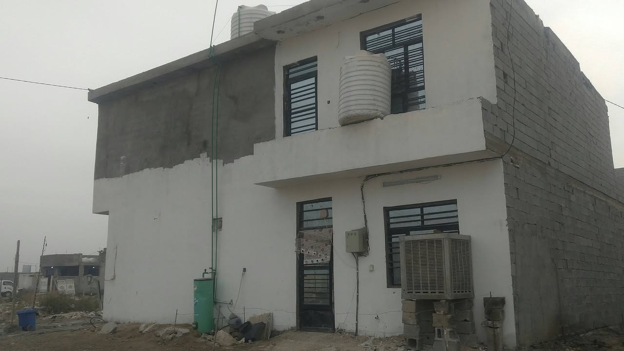 السلام عليكم للبيع دارركن50م واجه3,5نزال14طابقين يحتوي على ثلاث غرف ومطبخ و اسواق الدوانم شارع حسوكه قرب شارع الوزراء السعر55اوبيه مجال للاستفسارواتساب***********او***********
