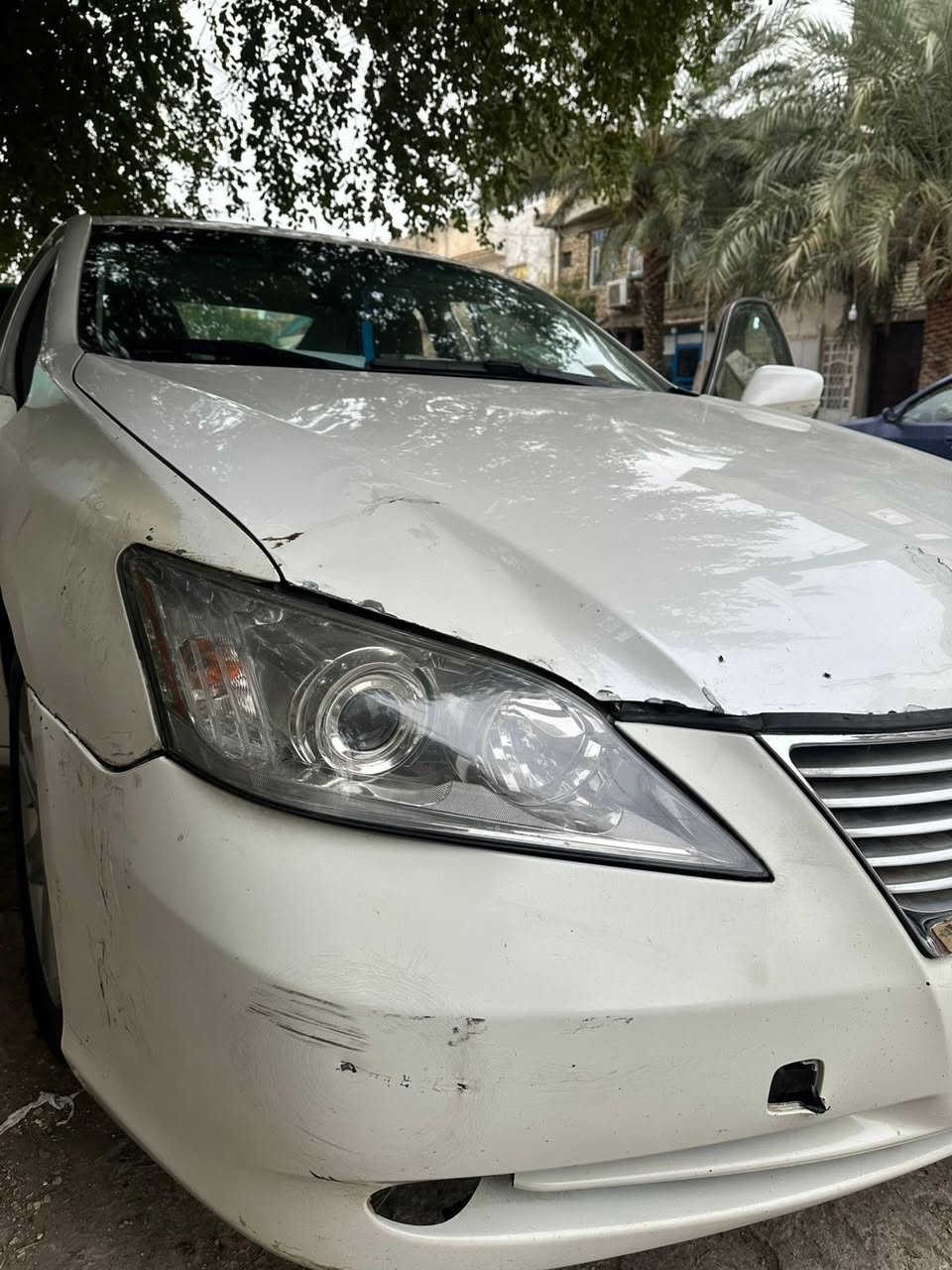 السلام عليكم لكزس للبيع موديل 2007 es350 محرك3500 فتحة وبصمة الكشنات كهرباء تدفئةًوتبريد ماشيه 160 نقصها بس كمبريسر تبريد رايدها٩٢ 
***********
