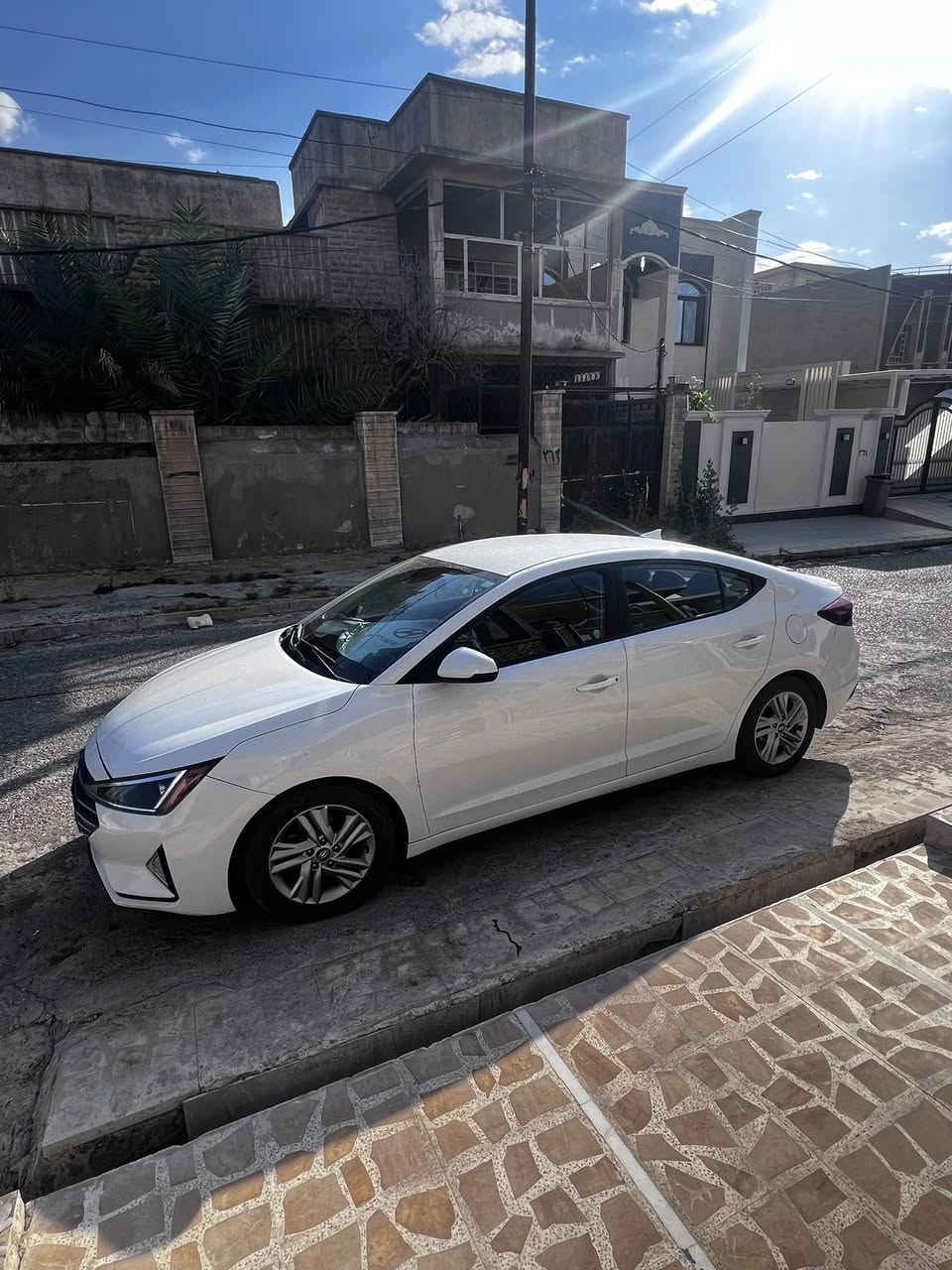 السلام عليكم 
النترا 2019 امريكي ضرر قبغ صندوق فقط 
وبيها كارت بسيط بلبوند بجم كبس 
كير atm المرغوب مكينة 2.0 دوش 
كير مكينة مامفتوح شرط لاصرف لانفخ 
ماشية76 الف ميل 
مواصفات شاشة كبيرة رادارات امامي خلفي جانبي  
السعر 135 ورقة وبيها مجال بسيط 
مكان السيارة موصل


**إذا كنت صاحب هذا الإعلان وتريد حذفه لأي سبب، رجاءا أرسل رسالة إلى الدعم الفني**