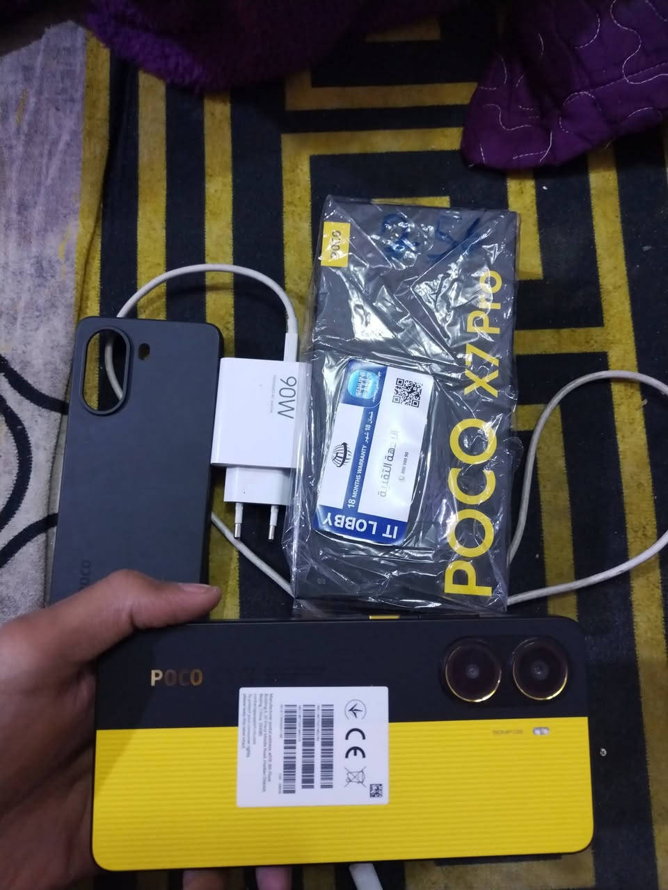 سلام عليكم موبايل بوكو x7برو للبيع والمراوس بايفون 12 أو 13 اخو جديد الذاكره 256 مكفول كفاله عامه السعر 375 للاستفسار واتساب ***********
