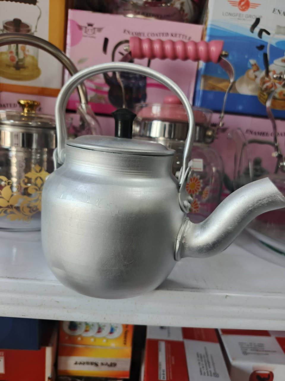 بسم الله
توفر وجه جديد وحاجات مختلفه بسعار مناسبه جداً العنوان كميت نهر سعد مجاور الكصاب البيت لابيض للمواد المنزليه متواجدين في اي وقت 
***********ابو علي
***********علي
