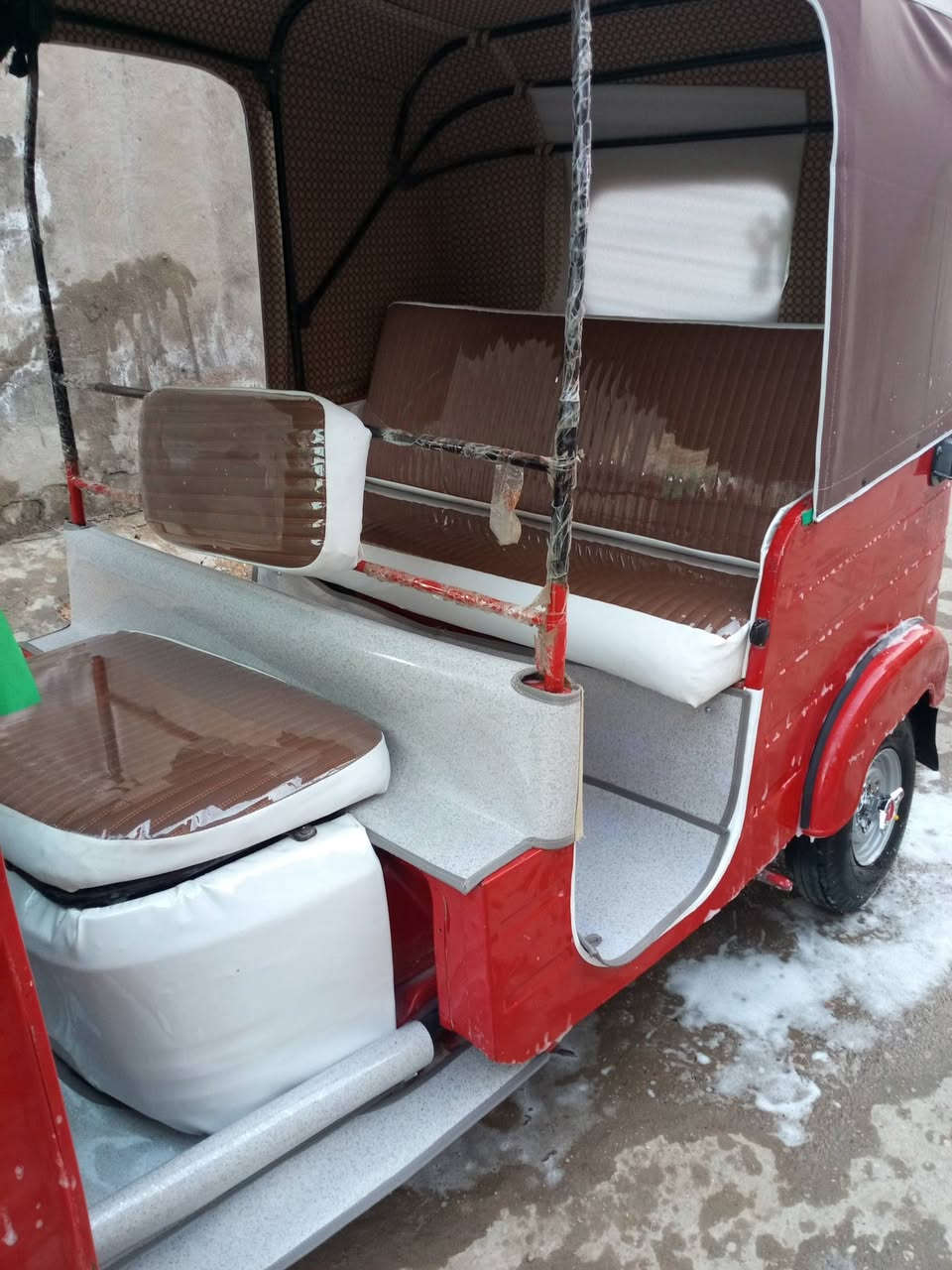 تكتك مديل 19شهر 3ما مضلع مكفوله كفاله عامه بس دوس معمره المكان بغداد الرئاسه شارع عشرين رقم ***********
