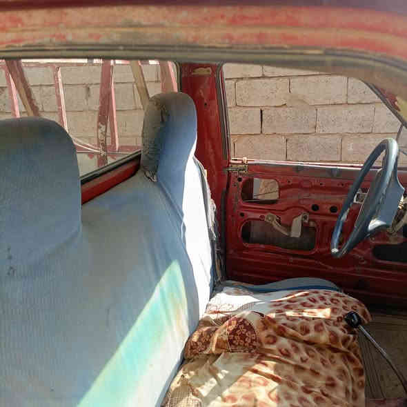 سيارة للبيع بيكم موديل 82 رقم كركوك سنوية ساقطة من سنة 2016 مكاني كركوك  صاحبها موجود باسم شخص واحد اني وكيل أول وكالة جديده السعر 14 ورقة مع المجال *********** او*********** غير متواجد على الفيس
