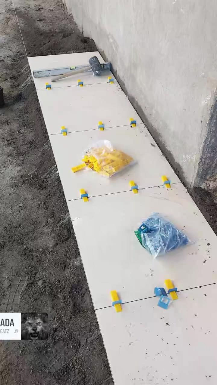 كادر خلفات شغل درجه أولى والتزام بالعمل بورسلين سيراميك ومرمر جدران وارضيات لاستفسار *********** متواجد واتساب
