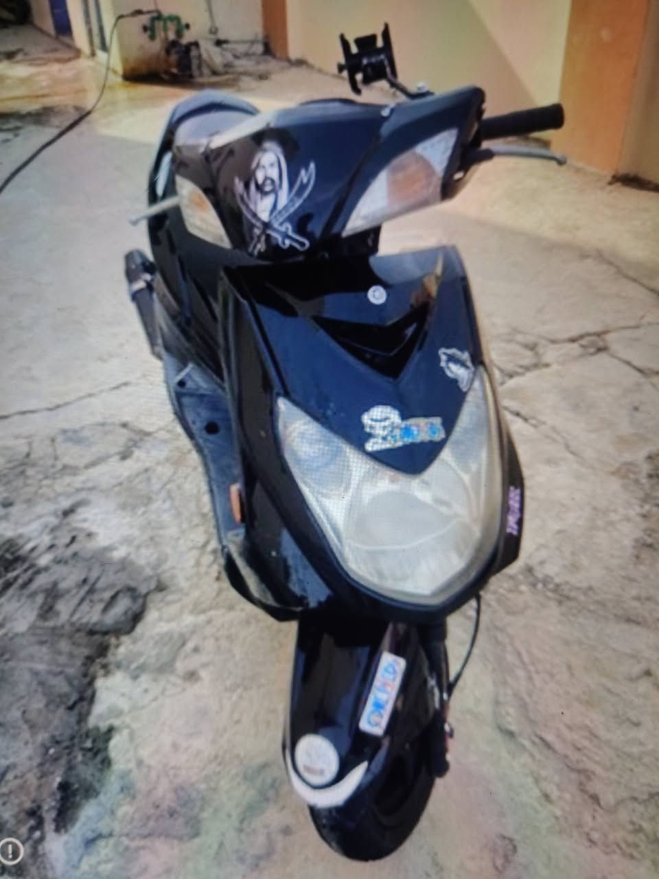 سلام عليكم  سكنس فحل كابريتر 
البيع دراجه تخبل الله يشهد 
سعر 550 وبي مجال 
***********
ادمن وافق
