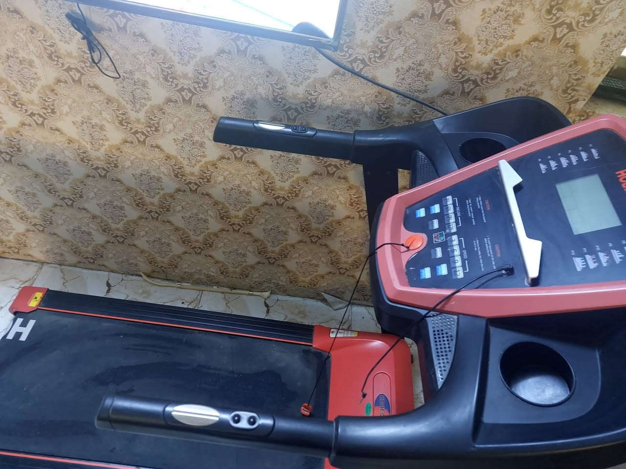 جهاز جري مستعمل قليل جدا يحتوي ع دنبلص 2 وحزام رجاج للبطن ونوع الجهاز جبلي مع شاشة واوكس المكان بغداد الغزالية


**إذا كنت صاحب هذا الإعلان وتريد حذفه لأي سبب، رجاءا أرسل رسالة إلى الدعم الفني**