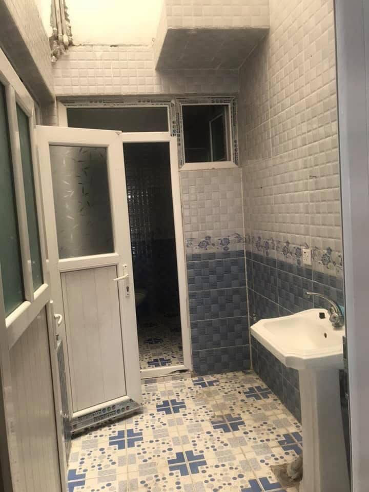 بيت للايجار
سلام عليكم بيت للايجار حي العسكري سايدين خلف جامع بهاءالدين 
١٢٥ متر 
شارع عريض 
للاستفسار : *********** 
او مراسلة واتساب 
شكراً
