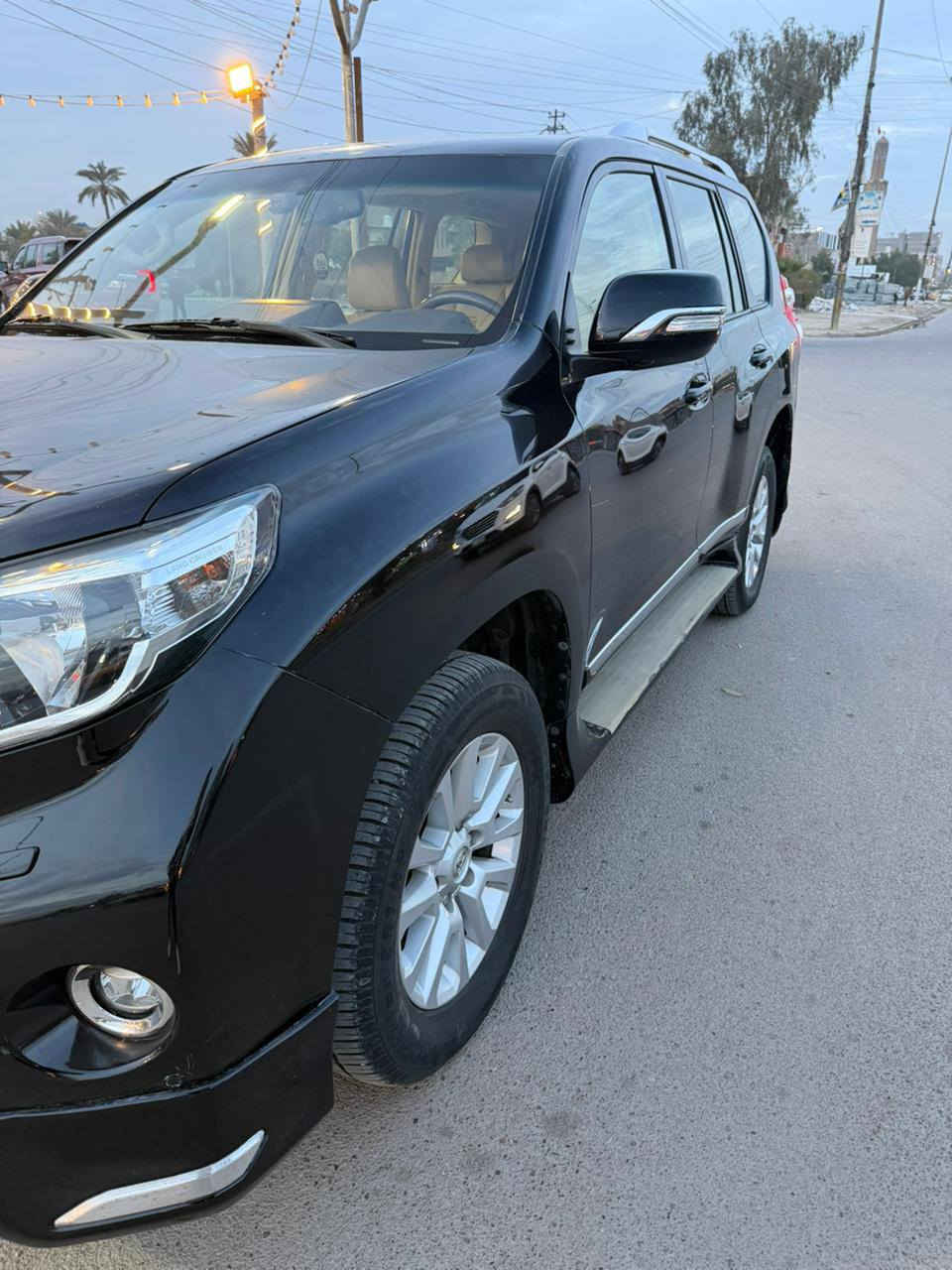 من رخصت الادمن برادو VXموديل17 كويتي فول مواصفات اعله غئه كشن جلد كشنات كهرباء حته كشنات الخلفيه كهرباء فول الخير بيهه صبغ جاملغ خلفي وبيهه ملاحضات كلير بصيطه كير محرك شواصي لغود كله كفاله والسعر 300وبيهه مجال وترهم مراوس عالي ناصي مبهم مكاني بغداد البلديات ***********
