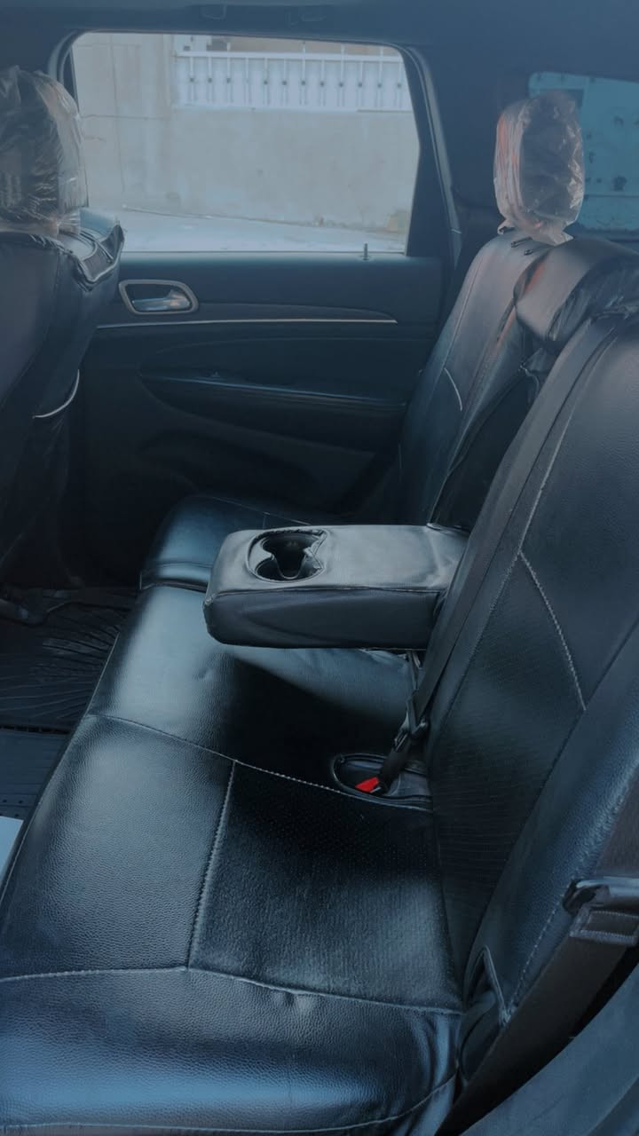 السلام عليكم متاج جيب كراند شيروكي
🔴موديل 2015
🔴فتحه سقف
🔴جنطه كهرباء 
🔴شفتات استيرن
🔴سترين كهربائي 
🔴استيرن تدفئه
🔴كراسي جلد
🔴كشنات خزن ميموري حفظ وضعيات جلوس السائق
🔴كشنات تدفئه تبريد 
🔴كشنات الخلف تدفئه فقط
🔴تبريد ثلج خير من الله 
🔴كير طياره
🔴اسبير منازل 
🔴ماشيه 52مل وقابله للزياده 
🔴شاشه وسطيه كبيره
🔴شاشه تبين لك اعطال السياره 
🔴حادثه قبق الجنطه يم الرقم بس اني مبدل الجنطه فقط هاذه حادثه بسس 
سياره كفاله كير مكينه صدر امامي خلفي مكاني بغداد جديده النعيريه ***********
