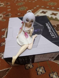 للبيع • على أول