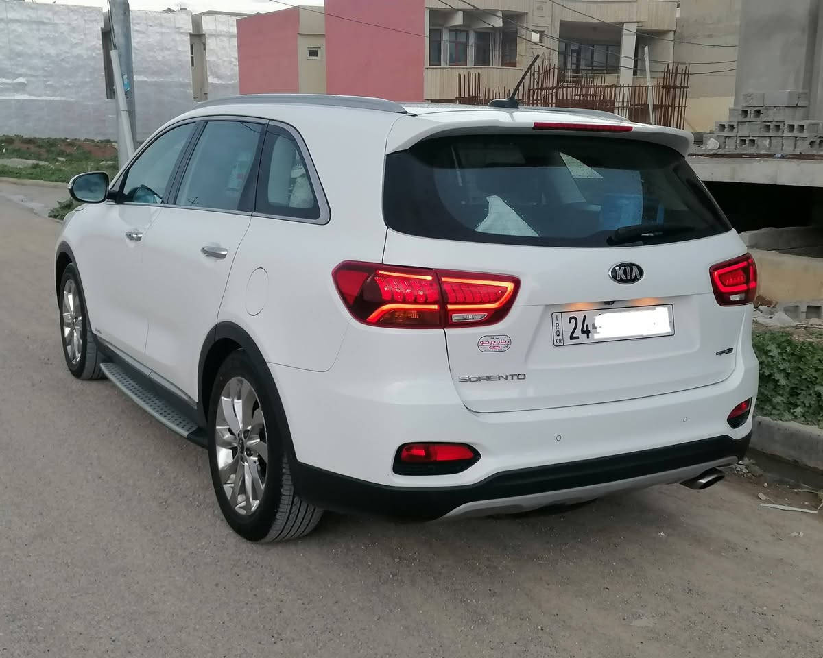 السلام عليكم
KIA 2018 GT.line
سورينتو خليجي v4 (دوش) ماشي 68.500کم فول قباط مواصفات 1/1 3مقعد بانوراما كشنات جلد وكهربائي وحار وبارد 5كامرة واربعة عدسة شانة صندوق كهربائي بردات جوانب شركة فول مواصفات السيارة نظيفة جدا جدا بدون دعم وبدون صبغ بشرط

رقم وسنوية جديد الى2031
اتصل/ ***********
