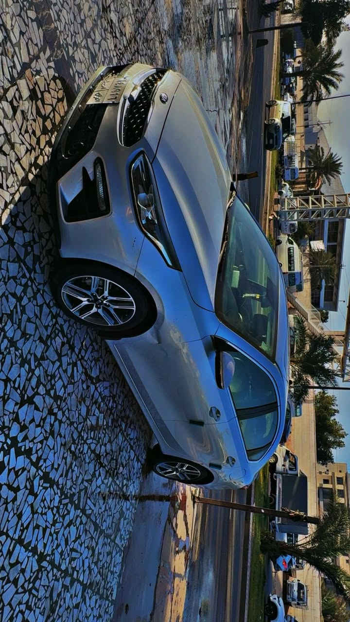 سيراتو 20 خليجي 160 وبيه مجال
السياره جديده بكل كلمه وكاله سردار
ماشيه ٣٩ الف 
السياره فول مواصفاتها معروفه 
من ناحيه الصرف اقتصاديه فول
كير ATM المرغوب للاجواء العربيه
فتحه
بصمه عدد ٢
شاشه كامله كاربلي
قطعتين تبرين
مقاعد تحكم كهرباء
مقاعد تدفئه
حساس امامي خلفي
مري شفط
منضور ليلي بلمري
زنون ابيض بلادي 
داخل اسود 
3 وضعيات قياده
السياره مكفوله من الصبغ والمكينه والكير 
بيها بارد خفيف بلباب
والسياره صار بيها ضربه بلجاملغ الامامي كما موضح بلصوره 
السياره معروضه بسعر كلش حلو ومراعي ضربتها ومنتفق 
مع المندلاوي اذا يريد يسويها يمه ترجع بارد BDR. 100٪؜
رقم صاحب السيارة
***********

+964 772 268 4777
