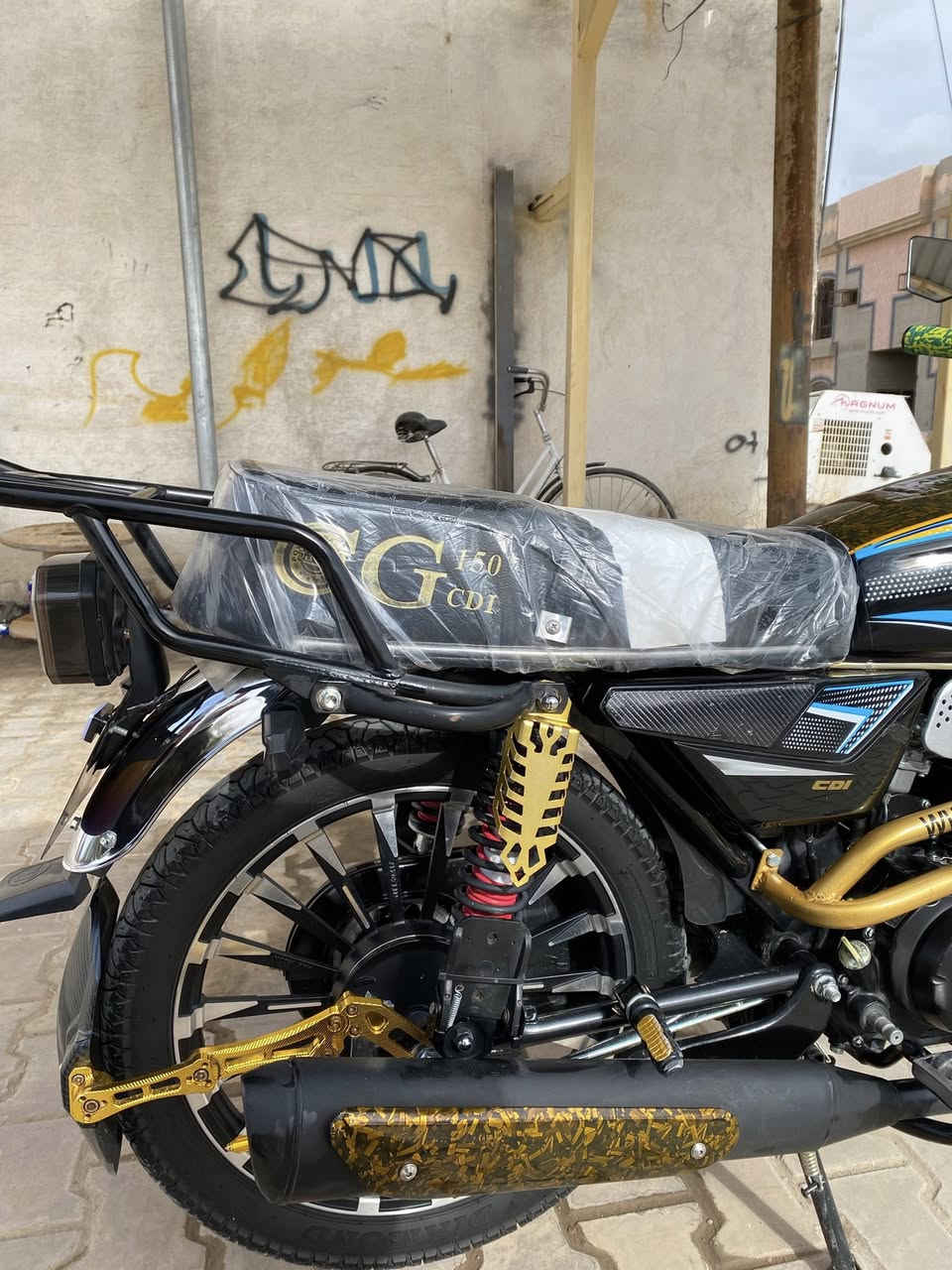 سلام عليكم
البيع يراني موديل 25 محراك 150 دراجه مانقصه اي شي دراجه بس شغل وتطلع السعر خاص 🔥👍


**إذا كنت صاحب هذا الإعلان وتريد حذفه لأي سبب، رجاءا أرسل رسالة إلى الدعم الفني**