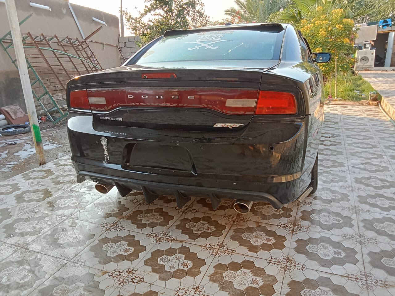 السلام عليكم
جارجر ٢٠١١ 
حادثها جاملغ وبنيد 
جاهزه كير مكينه حداديه تبريد 
مانقصها شي 
السعر ١٢٥ وبيها مجال 
مكاني ناصريه قضاء النصر
للاستفسار *********** 
واتساب
