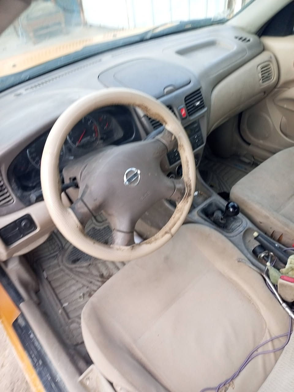 سيارة سني 2009 باسمي رقم بغداد سعر 65 او مراؤس خصؤصي رقم هاتف ***********
