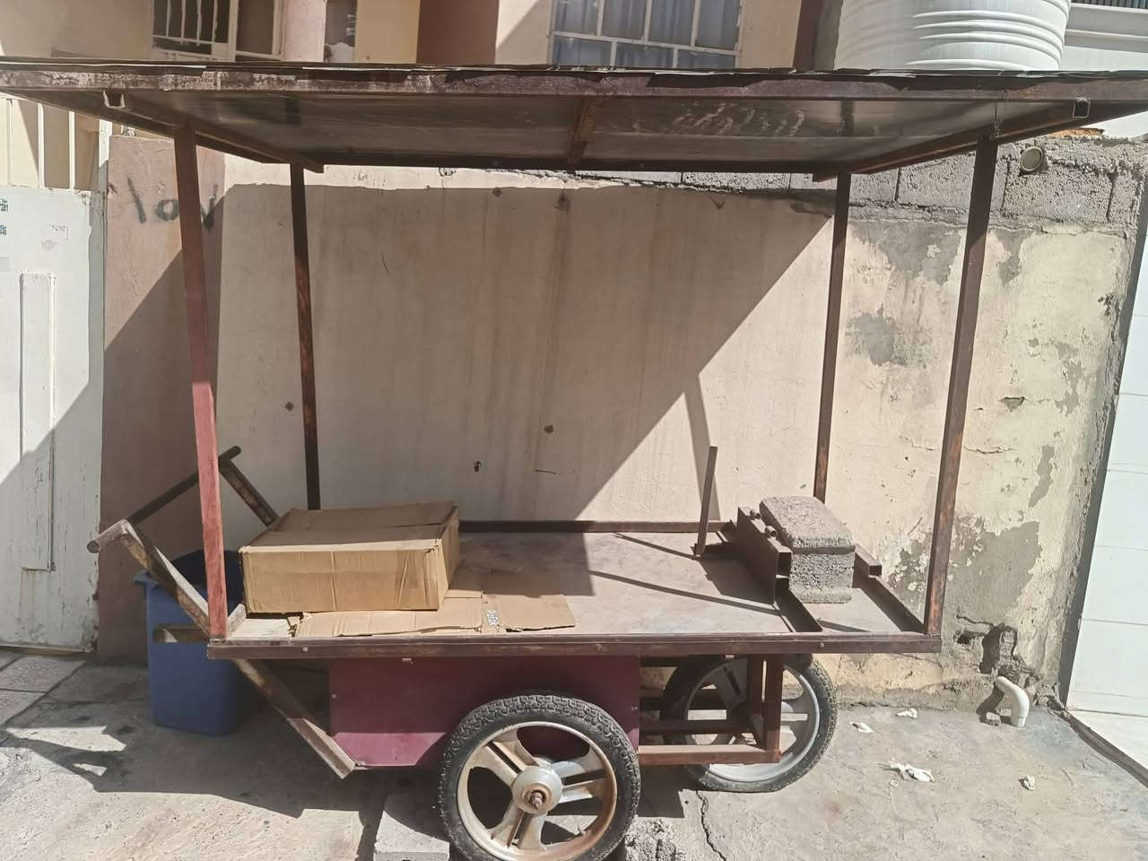 السلام عليكم اغراض للبيع
عربانه سعرها 150 فقل نهايته.

قفاص سعرها 50 قفل نهايته .

بايسكل 25 قفل نهايته. 

‏‪***********‬‏
