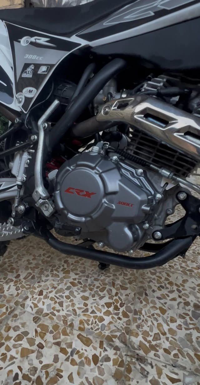 سلام عليكم قفاز crx مديل 2025مكينه 300cc مكاني بغداد مدينه صدر ***********
