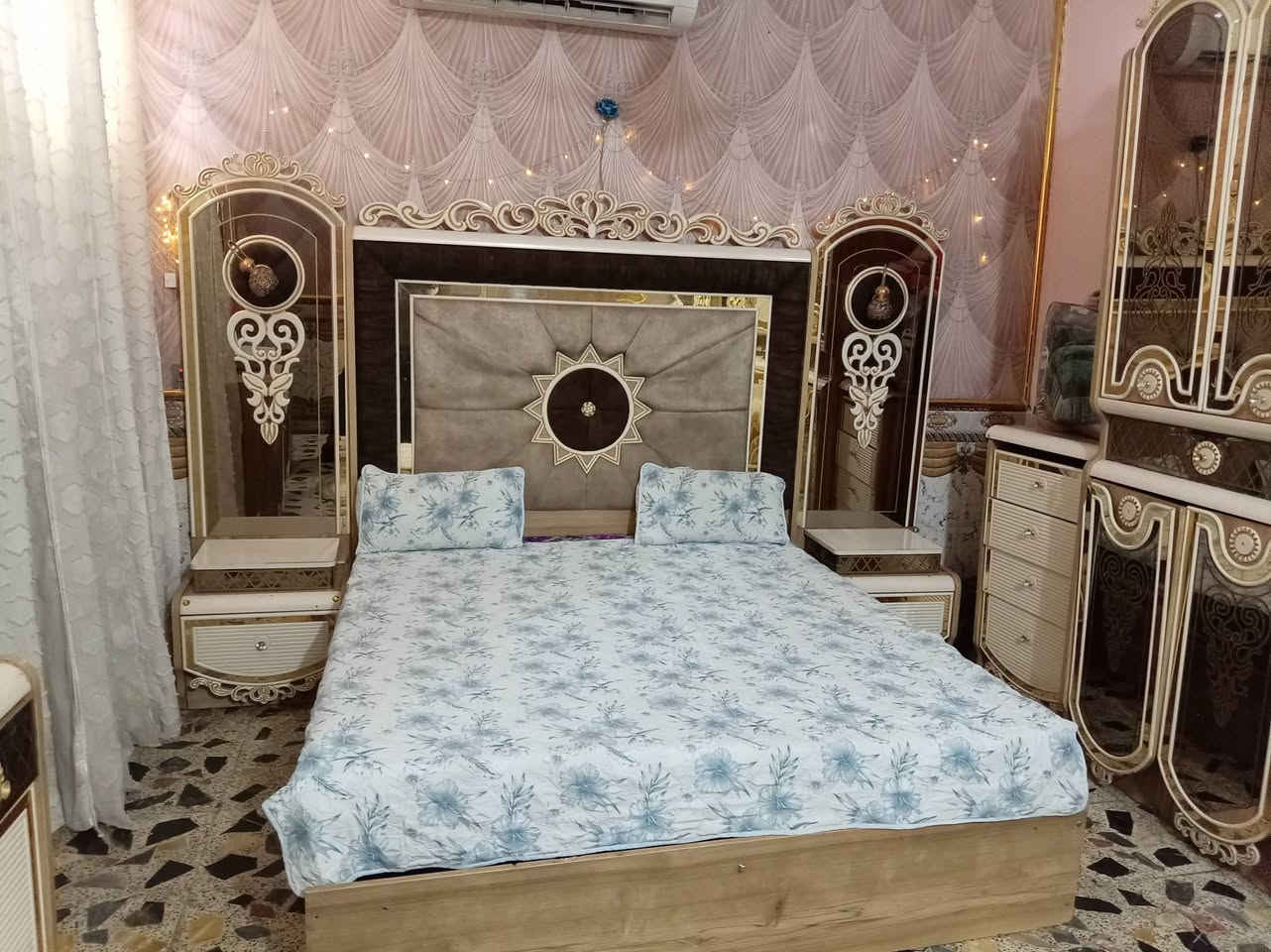سلام عليكم غرفه نوم البيع تركي
غرفه يرادلهة تعديل
مكاني بغداد المدينه 
***********

