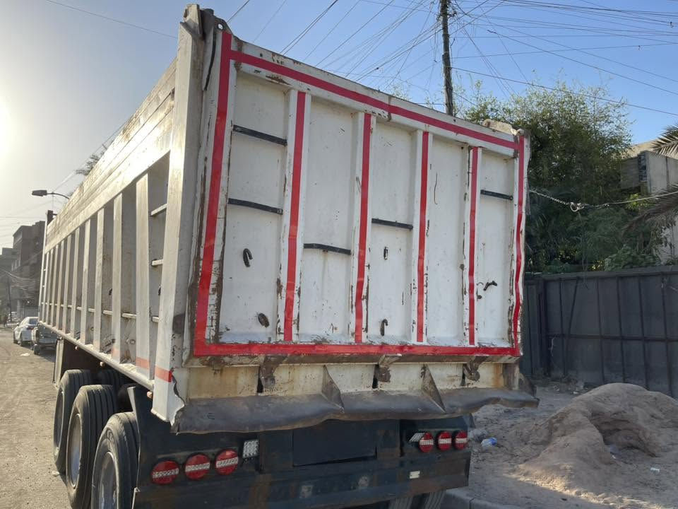 السلام عليكم نساف حدادة سورية 32 متر
3محاور ويرهم الرابع مكان بغداد السعر 85 ومجال بسيط

***********
