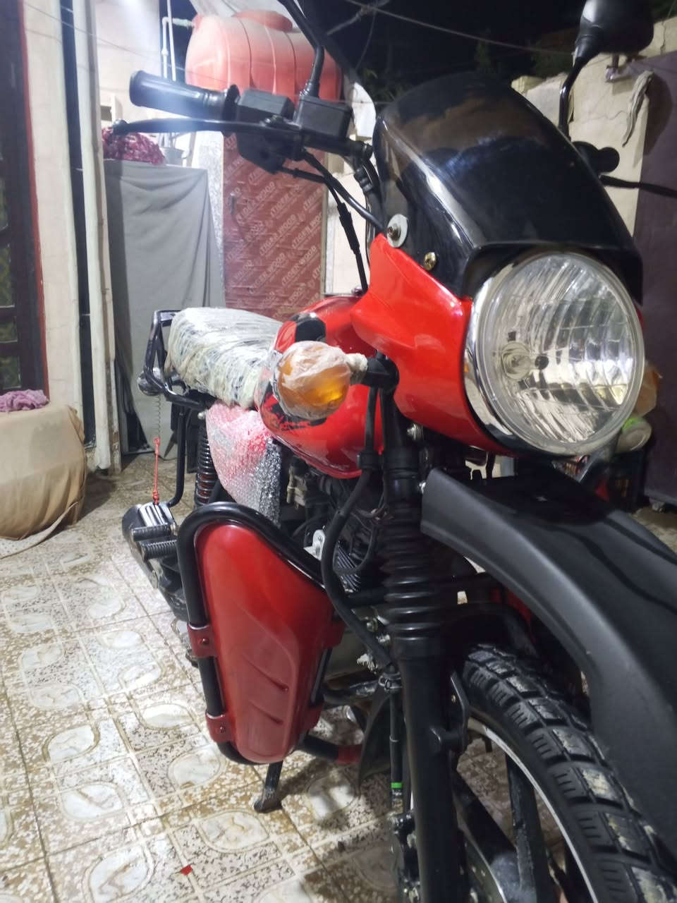 بوكسر جبلي الدراجه محرك خير من الله مامفتوح بلادي كهربائيات شغالة الدراجه تانكي صفاحيات بكلايت مازده اشاير دسكات كله جديد زوج تايرات جدد الدراجه نضيفه احلا من الصور اوراقها كامله السعر 1600 المكان بغداد قرب علوت الرشيد ***********
