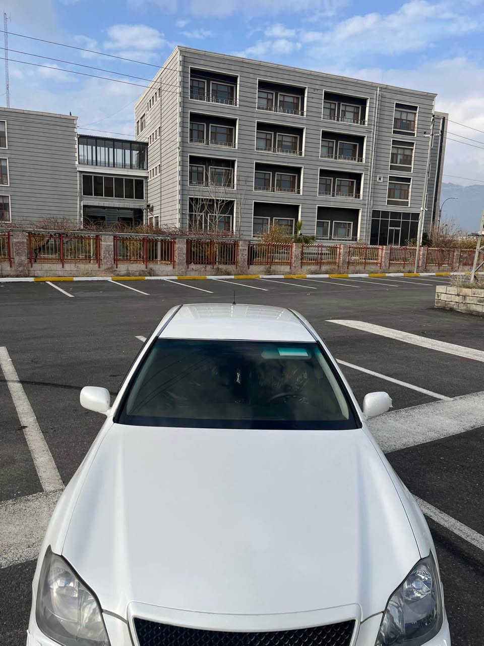 شاهینە 182 2005 
‎ مواسەفات ٣ دوگمەی ناورەشی فۆرمیکا ڕەش سوکان لیگزز سەیارەکە کامل مەسرەفە سەقفی وەکو شوشە نەبو نەتەوی دووڕەنگی نیە سەیارەکە براوەیە مالی دۆستە بەس بریکی نەبەستراوە 182 گەورە بە گەورەیە بی داعم و لیدراوە کەڤەر گۆراو بە شەرت خایس بە شەرت سەیارەکە نمونەیە لە جوانی تازە داخلە چوار تایەو ویلی سپۆرتی دووسایزی تازە بۆ بەستراوە 
شوین ڕانیە *********** رانية, السليمانية
