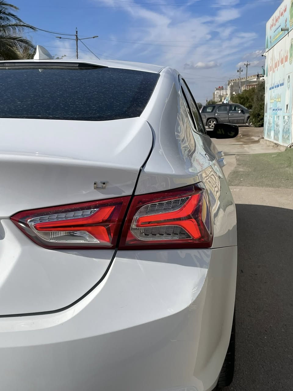 السلام عليكم للبيع فقط ماليبو lt 2022 مواصفاتهه معروفة بصمة شاشة تحكم ستيرن كامرة تدفئة بلكشنات السيارة كلش حلوة ونضيفة واحلا من الصور جاهزة باسمي حادثهه جاملغ الأيمن وربع البنيد السعر 139$ وبيهه مجال العنوان بغداد رقم الهاتف ***********
