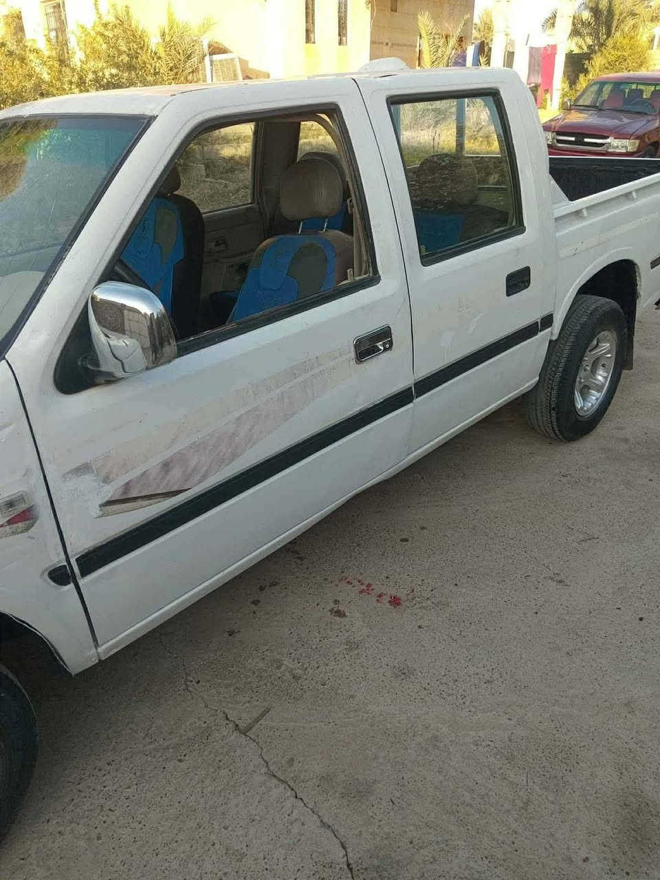 السلام عليكم
كنو للبيع 

محرك كير شاصي شرط 

صدر جديد تايرات جدد 

منفيس السعر المطلوب 18 وبيه مجال شي قليل حك الجيه اتصل وتدلل/***********/ العنوان ناحيه الزاب
