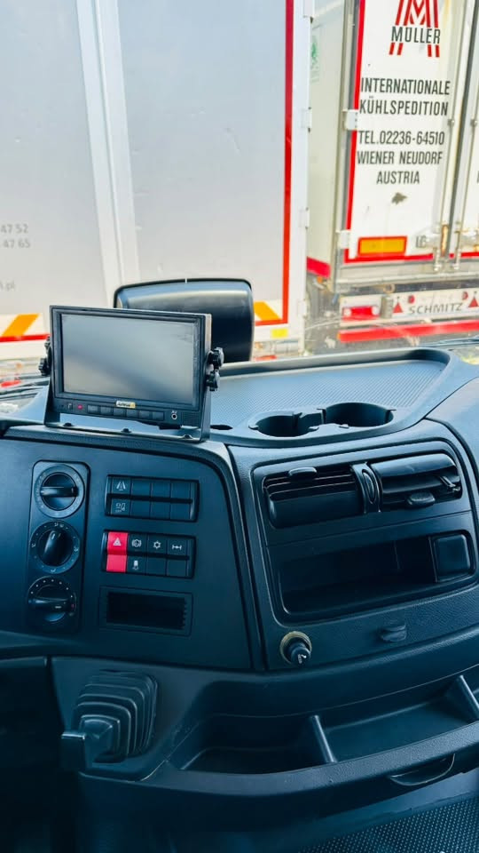Atego 1224
مؤديل 2018
ماشي 375.000KM
8نمرة گير ئتؤماتيك 
فول مواصفات 
كةفالة عامة 
***********
