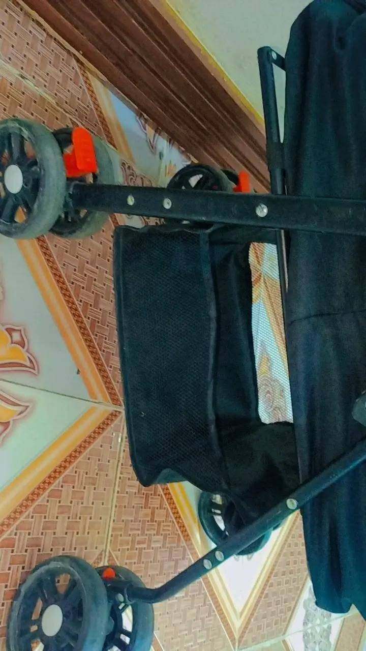 السلام عليكم
عربانه للبيع ترهم حت حماله باليد ستخدام قليل سعرها مناسب     
***********
