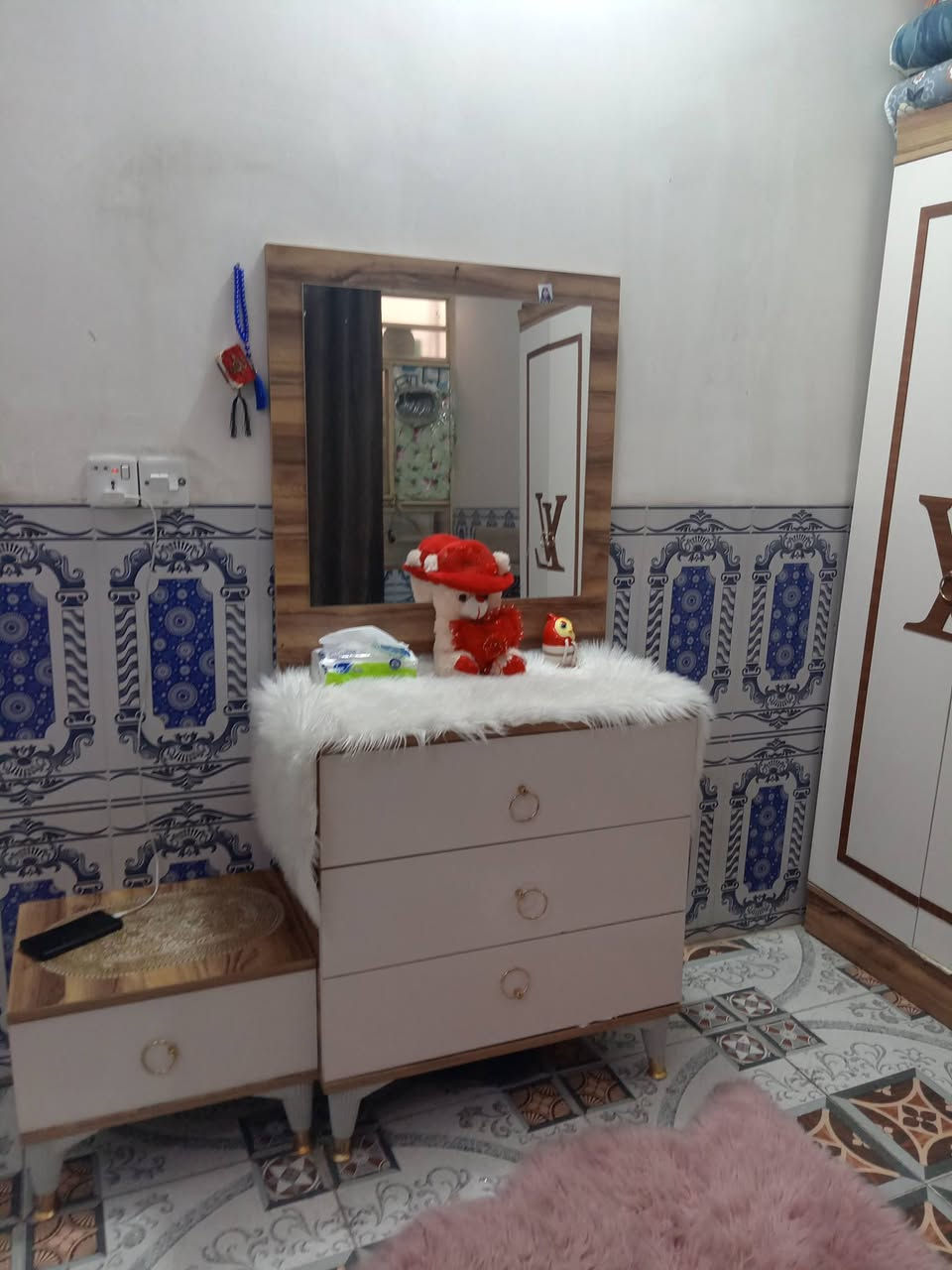 للبيع مع الدوشك 450تواصل واتساب ***********

