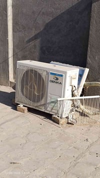 سبلت دنكا • داخلي عاطل • غاز مشحون