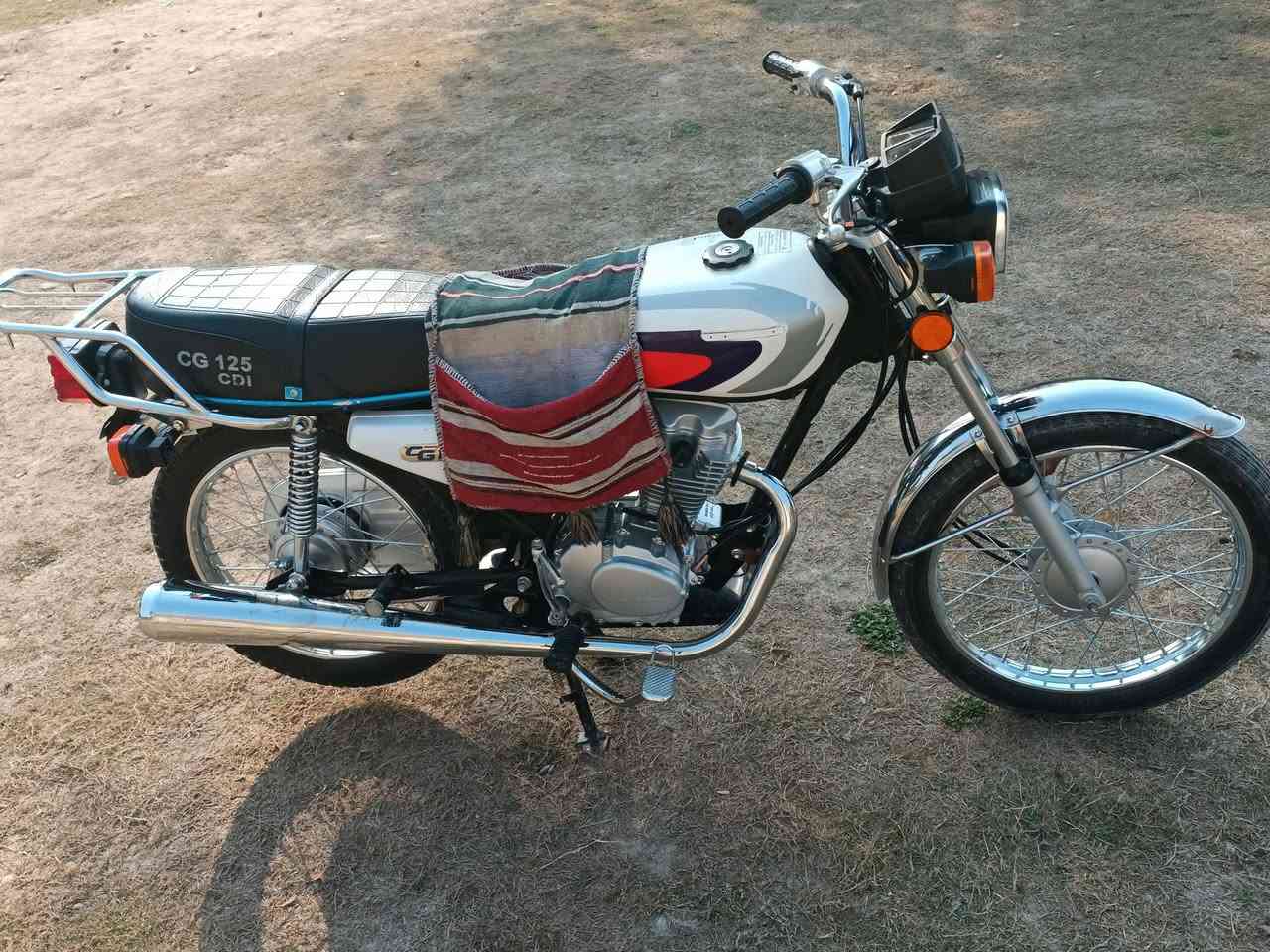 سلام عليكم حبايب للبيع ارشه موديل 2025كفاله. مكاني بابل سده الهنديه السعر 550وبي مجال شراي يتصال ***********
