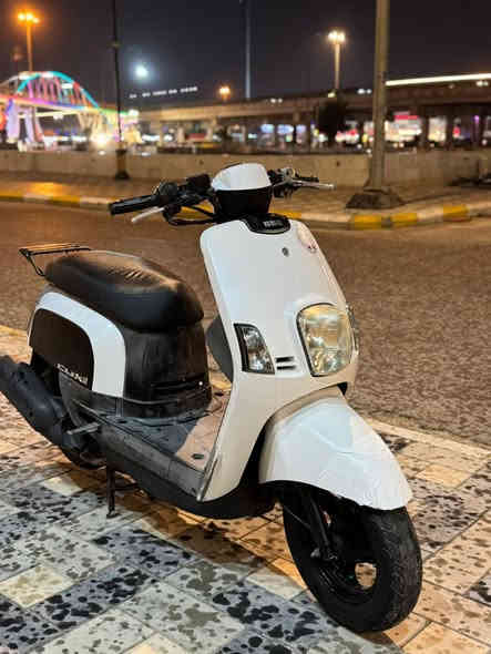 سلام عليكم بوليس للبيع الدراجه مكفوله كفاله عامه كفرات ختم واحد ويا المكينه صالهاا شهرين طالعه من الرمبه كلشي شغال كهربائيات الدراجه نوزل مو كابريتر تاخذهاا تفحصهاا وين ميعجبك اذه بيهاا شي  ابلاش اخذهاا ابيع لن متوازي (سعرهاا950وبيهاا مجال بسيط حك الجيه شراي انتصل ع رقم لا تراسل مارد/***********
