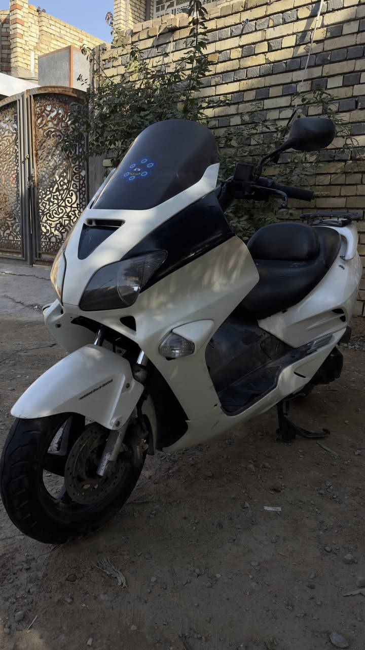 سلام عليكم فؤرزه سؤيج 06 MF لؤن أبيض صدفي  بلادي 👍 مكينه ناعمه شلعه ؤمعدل فؤل كهربايات كلهه شغاله   اؤراق كامله حساس  و حساس و مانع انزلاق زوج امرايات   و زوج تايرات جديد حساس دراجه بدؤن اي نقص جاهزه كلهه سعرهه((850 )) دراجه انظف و احلى من لصور مال جنني مكانهه بغداد مدينة الصدر شراي اتصل ***********
