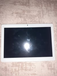 للبيع ايباد جديد 07513385742