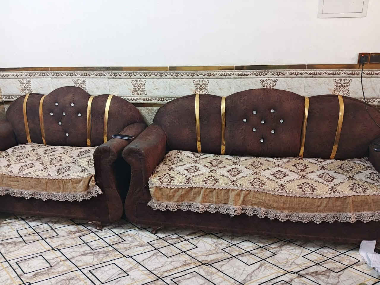 تخم 10 مقاعد
السعر 200
كربلاء ***********
