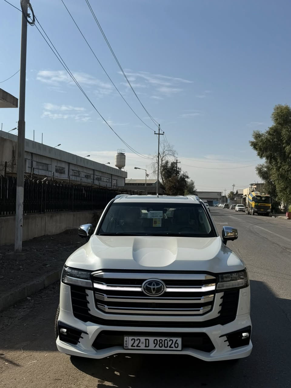 سلام عليكم 
للبيع لاندكروز موديل2022   مكفولة كفالة عامة من كلشي 6سلندر 4000
مواصفات السياره ماشيه 63 
فتحة سقف 
جنطة كهرباء 
كراسي جلد 
كراسي كهرباء 
شاشات تطبيق اصل 
3 شاشات 
كراسي تدفئة 
كراسي تبريد 
لايت زنون 3 عدسات 
كشاف لايت 
زراك لايت 
3 قطع تبريد 
جامات تصعد وتنزل كهرباء اوتو 
مري كهرباء وشفط 
نضام SPORT
نضام OTOhold
نضام صعود الجبال 
نضام المنحدرات 
داخل جلد بيجي 
بك لايت LED 
كامرات خلفية وامامية 
حساسات أمامية 
حساسات خلفيه 
سياره جديدة حيل 
***********
***********
