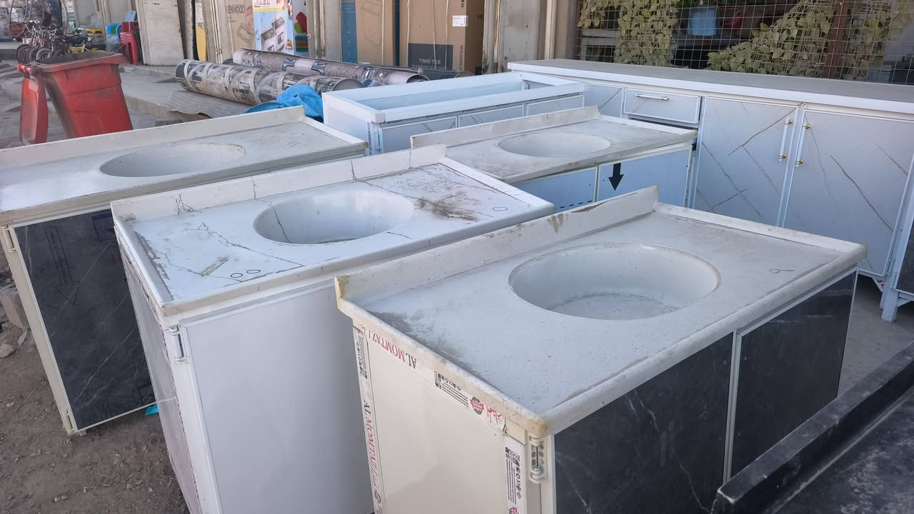 سنگ مرمر أو ستيل
متوفر والوان مختلفه 
العنوان/ ابي غرق /شارع علي گوة / مجاور اسماك الجواد


**إذا كنت صاحب هذا الإعلان وتريد حذفه لأي سبب، رجاءا أرسل رسالة إلى الدعم الفني**