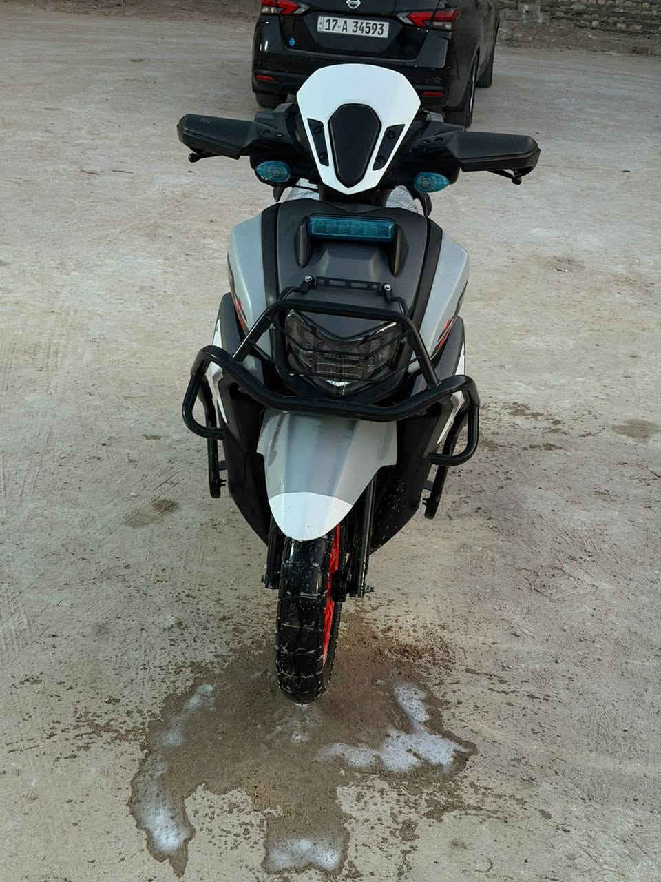 السلام عليكم زت ار البيع جديده ماشيه 2000 مكفول ***********
