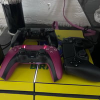 بلاي 4 فات للبيع نظيف ويا فيفا 26 ‏ GTA 5 وليس مهكر وتوصيل ما عندي ويا...