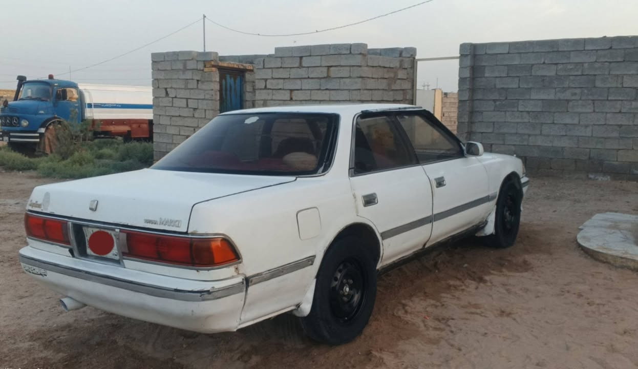 من رخصه لادمن 
مارك 1991 للبيع 
سياره جاهزه 
مكفوله من الكص ولعيب شرعي 
كير أو مكينه ونجي 6 
ويل كب جديد 
سعر 37 وبيها مجال بسيط 
باقي تفاصل خاص 
تصال ***********
