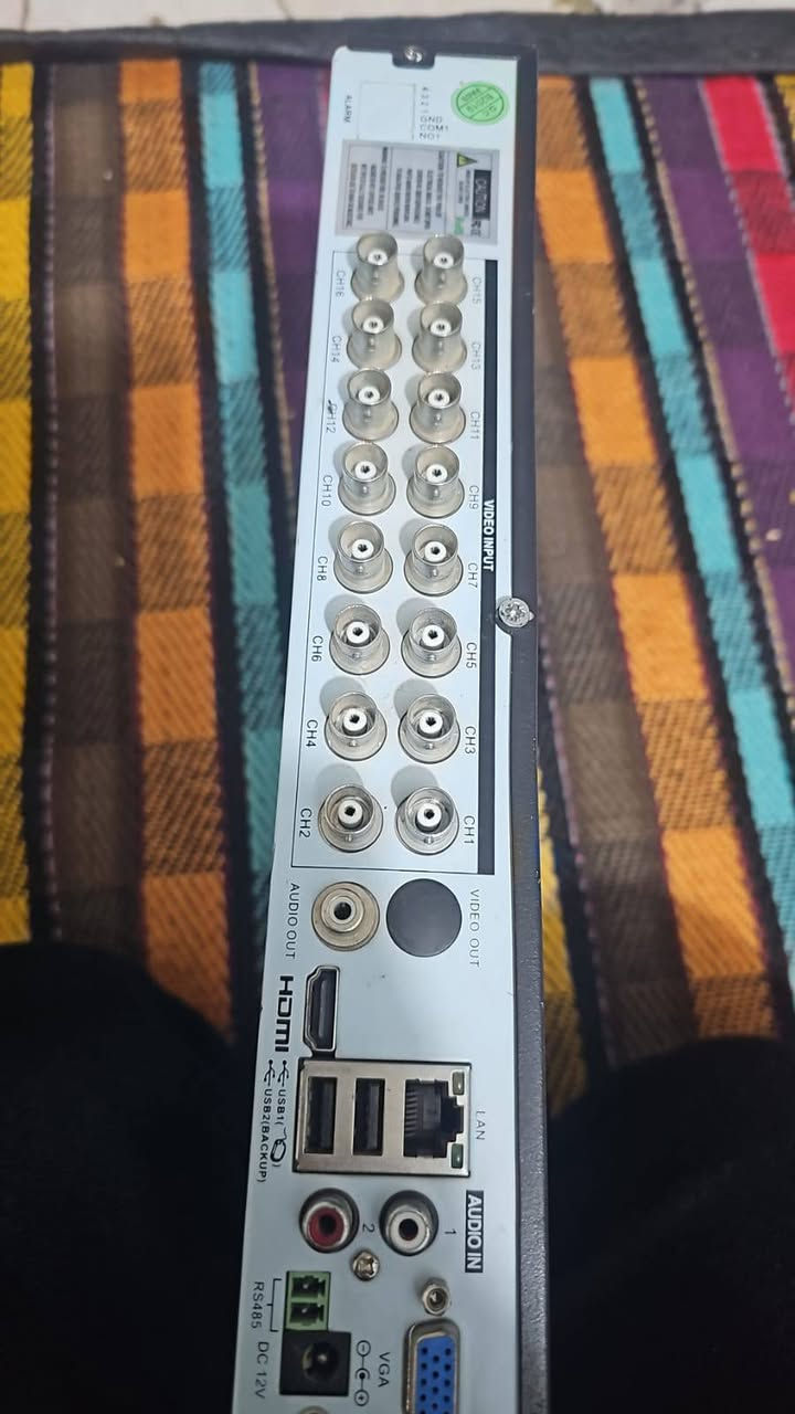 السلام عليكم متاح ديفيئار خمسه مكه بكصل و16 منفذ فول نضافه مكاني ديالى شهربان ***********
