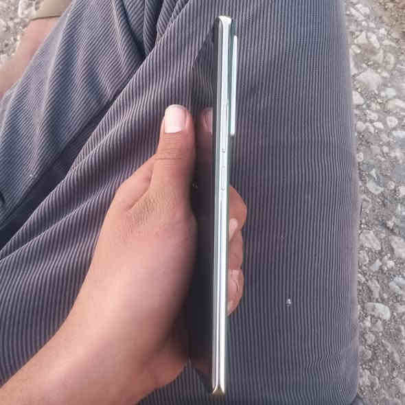 تليفون للبيع  🌹 اسم التليفون  نوت 40 برو  🌹 رقم ‏‪  ‏‪***********‬‏ اتصال  🌹
