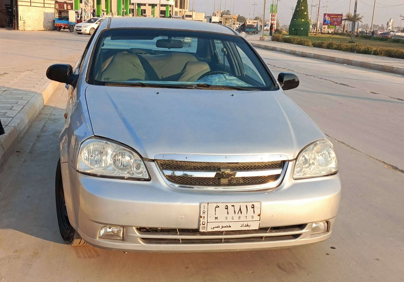 اوبترا 2004 محدث 14 مصبوغة عام 
كير عادي
رقم بغداد 
مكانها بالكوت 
***********
