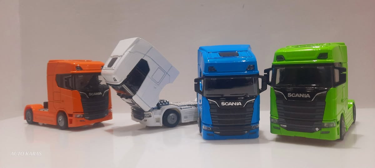 ✅️ متاح     
                 SCANIA  &   IVECO       
1 : 36
كابينة خامة معدن ممتازة 
نسخة طبق الأصل من السيارة الحقيقة 
إضائة فوانيس أمامية 
صوت موتور 
كابينة قلاب 
كاوتش متحرك 
مقاس  12  cm

#AUTOKARAS 

https://www.facebook.com/share/1H48MeTJXa/
👈 متاح موديلات بمقاسات وأسعار مختلفة


**إذا كنت صاحب هذا الإعلان وتريد حذفه لأي سبب، رجاءا أرسل رسالة إلى الدعم الفني**