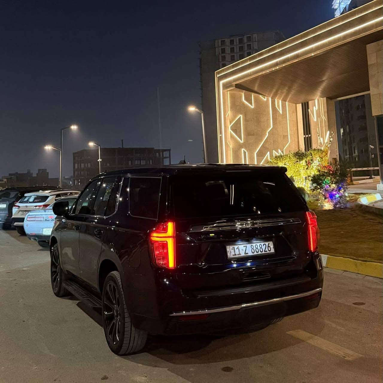 السلام عليكم

تاهو  ls 2023 امريكي

ماشية 23 ml

مرقم بغداد باسمي دخول جديد 

الون : نيلي غامق على اسود متغير 

وارد امريكي فقط بنيد مبدل بدون قطرة صبغ    راديتراته نفسهن صور لحادث مرفوقه بل منشور 

نقطه عمياء 

تحكم استيرن

حساسات أمامي وخلفي

مواصفات ال LS  معروفه

السعر : 425$  وبيها مجال 

مكان السياره : بابل / المدحتية 

التواصل واتساب فقط

***********
